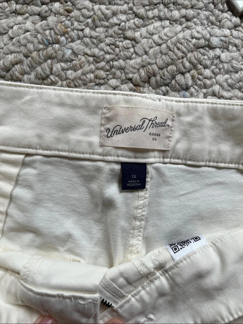 Women’s Beige Utility Cargo Pants
